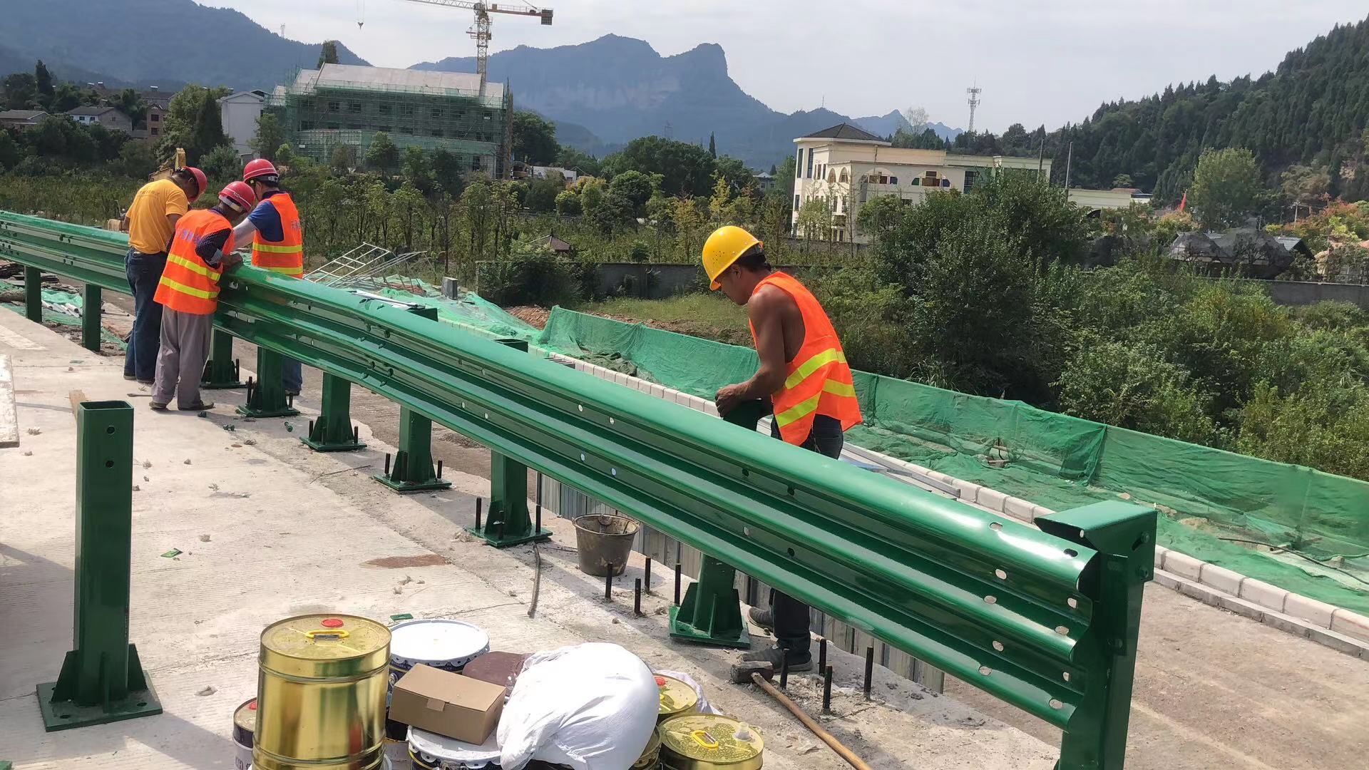 叙永县乡村公路波形护栏热镀锌波形护栏 - 推荐